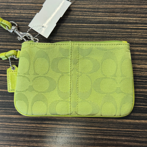 Vist Large View of Product Image Which is Used Coach Wallet