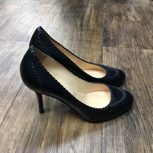 Vist Large View of Product Image Which is Used Christian Louboutin Low Heels 6