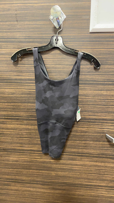 Vist Large View of Product Image Which is Used Lululemon Athletica Active Tank Top M-8/10