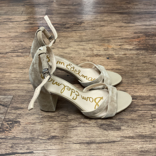 Vist Large View of Product Image Which is Used Sam Edelman Low Heels 8