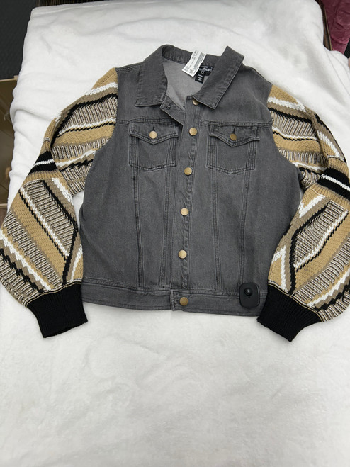 Vist Large View of Product Image Which is Used Unbranded Short HeavyCoat XL-16