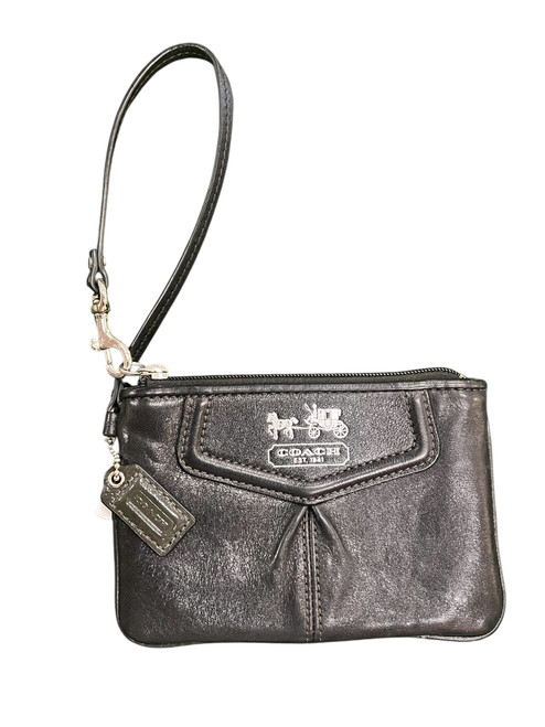Vist Large View of Product Image Which is Used Coach Wristlet