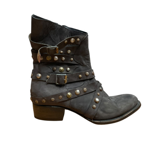 Vist Large View of Product Image Which is Used Free Bird Ankle Boots 10