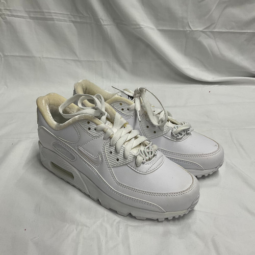 Vist Large View of Product Image Which is Used Nike Performance Shoes 8