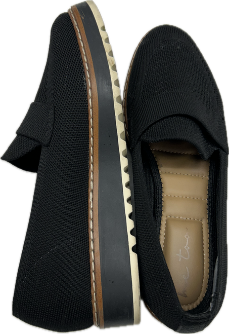 Vist Large View of Product Image Which is Used Me Too Casual Shoes 7.5