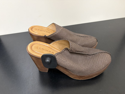 Vist Large View of Product Image Which is Used Trask Clogs 9.5