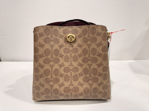 Vist Large View of Product Image Which is Used Coach Large Leather Handbag