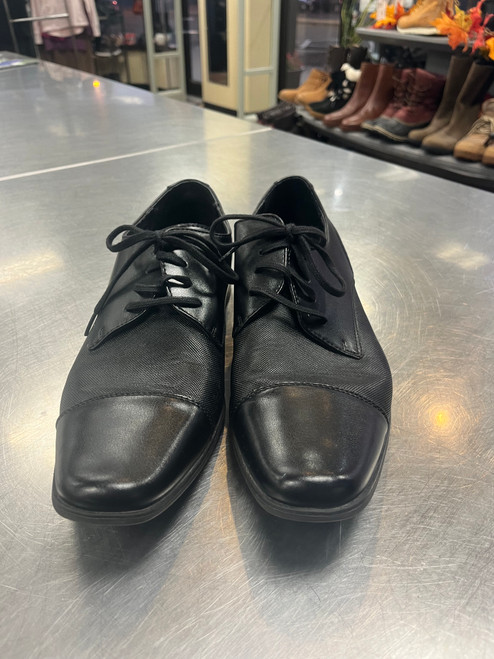 Vist Large View of Product Image Which is Used Calvin Klein Mens Casual Shoes 10.5