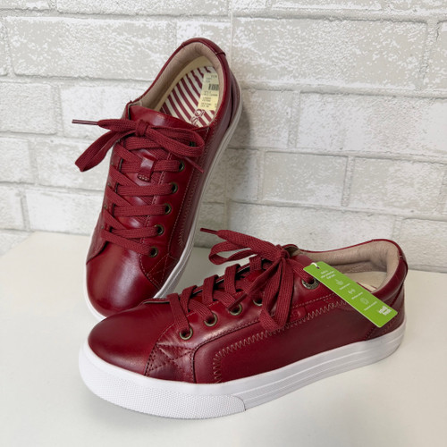 Vist Large View of Product Image Which is Used Taos Casual Shoes 9