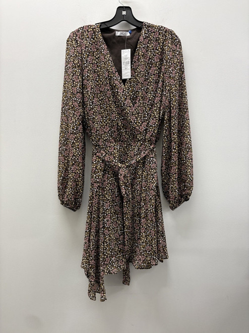 Vist Large View of Product Image Which is Used Brown Suzy Shier Short Dress B L-12/14