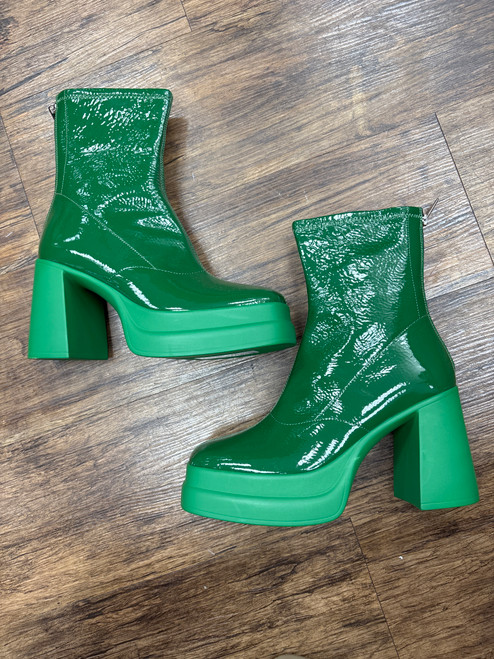 Vist Large View of Product Image Which is Used Unbranded Ankle Boots 8.5