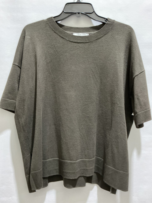 Vist Large View of Product Image Which is Used Unbranded Short Sleeve Top L-12/14