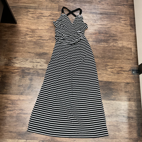 Vist Large View of Product Image Which is Used Vince Camuto Long Dress B M-8/10