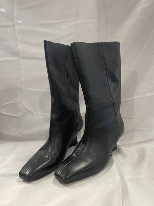 Vist Large View of Product Image Which is Used Vince Ankle Boots 8