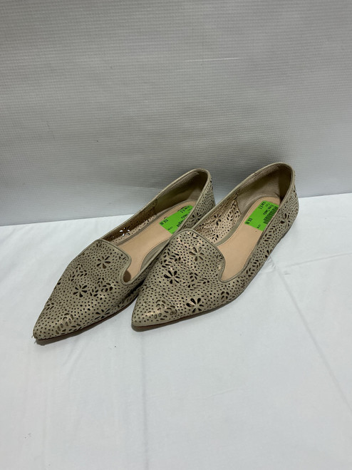 Vist Large View of Product Image Which is Used Vince Camuto Flats 9.5