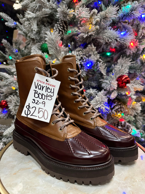 Vist Large View of Product Image Which is Used varley Ankle Boots 9