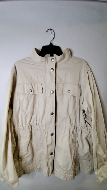 Vist Large View of Product Image Which is Used Gap Short Light Jacket XXL-20