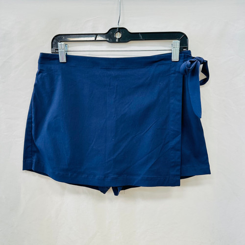 Vist Large View of Product Image Which is Used Southern Tide Shorts 6-28