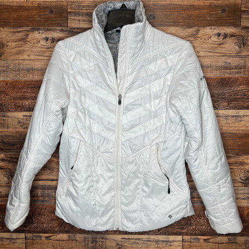 Vist Large View of Product Image Which is Used Columbia Short Light Jacket M-8/10