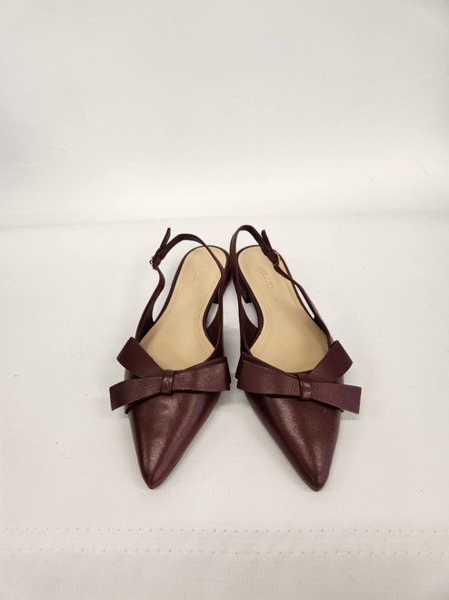 Vist Large View of Product Image Which is Used Unbranded Flats 6