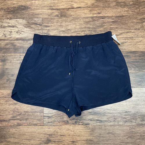 Vist Large View of Product Image Which is Used Rebecca Taylor Shorts 12-31