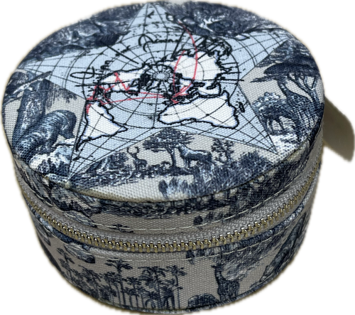 Vist Large View of Product Image Which is Used Dior Beauty as is 