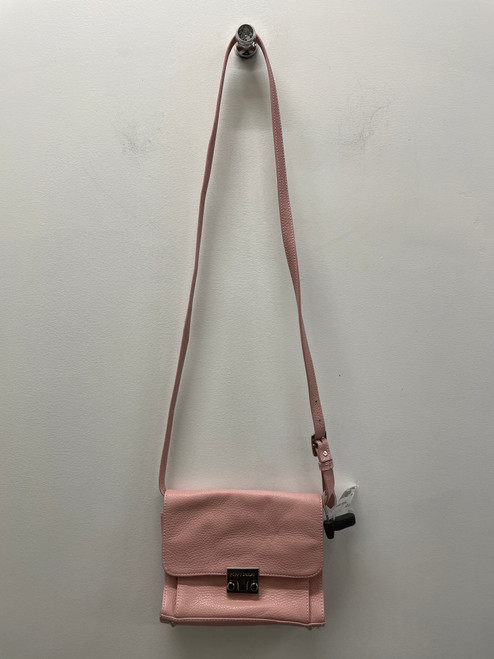 Vist Large View of Product Image Which is Used Pink Poppy Barley Large Handbag