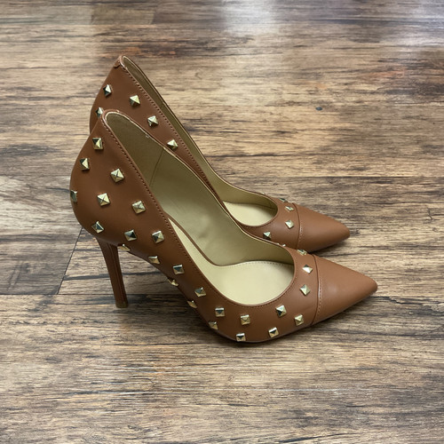 Vist Large View of Product Image Which is Used Michael Michael Kors Low Heels 6