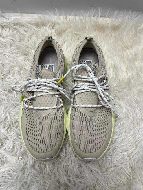 Vist Large View of Product Image Which is Used Sorel Performance Shoes 8