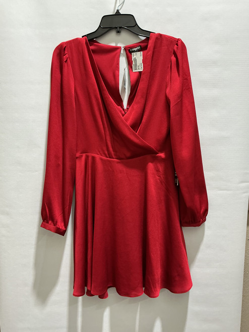 Vist Large View of Product Image Which is Used Express Short Dress F S-4/6