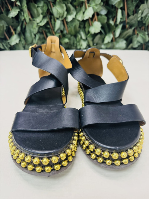 Vist Large View of Product Image Which is Used Unbranded Sandals 10