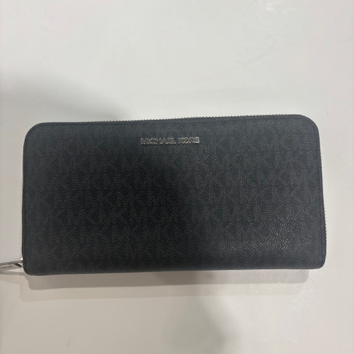 Vist Large View of Product Image Which is Used Unbranded Leather Wallet