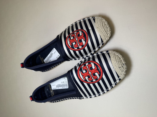 Vist Large View of Product Image Which is Used Tory Burch Flats 7