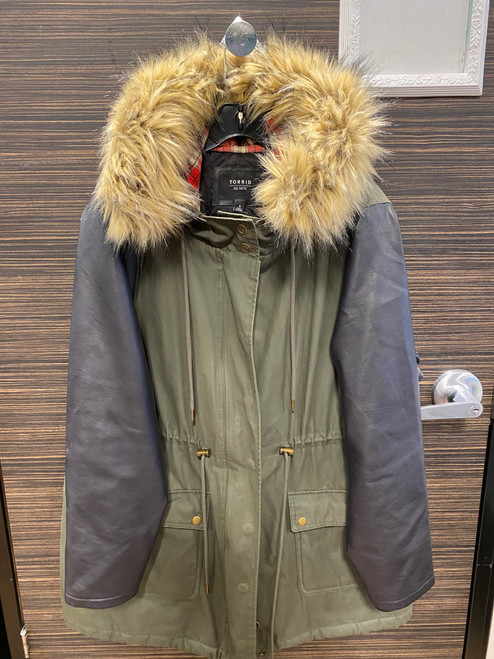 Vist Large View of Product Image Which is Used Torrid Short Light Jacket 3X-22