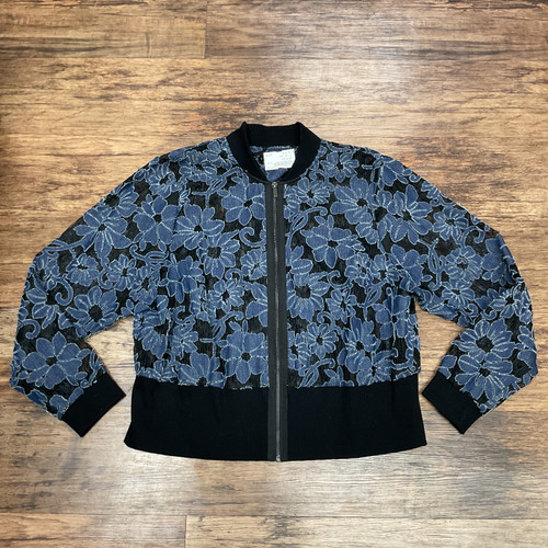 Vist Large View of Product Image Which is Used Lane Bryant Short Light Jacket 1X-18