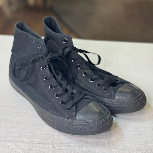 Vist Large View of Product Image Which is Used Converse Mens Casual Shoes 9