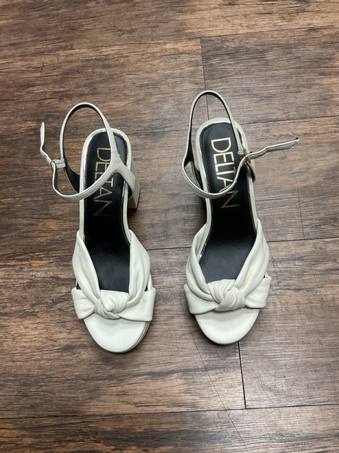 Vist Large View of Product Image Which is Used Deiltan High Heels 7