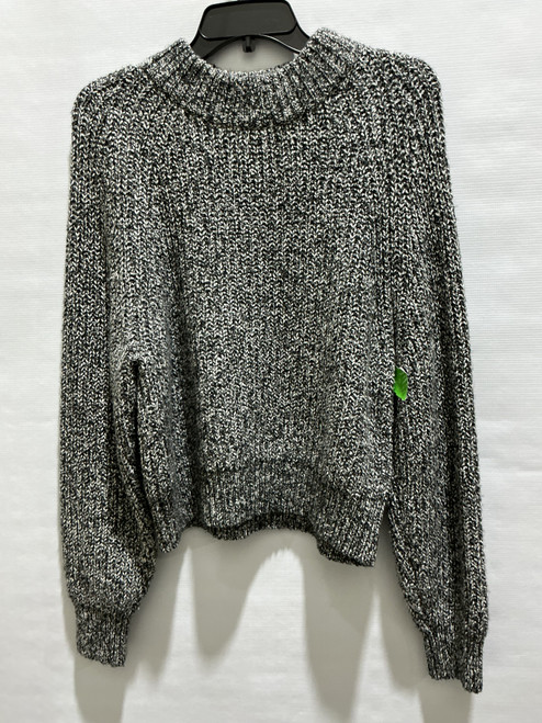 Vist Large View of Product Image Which is Used Universal Threads Lightweight Sweater L-12/14