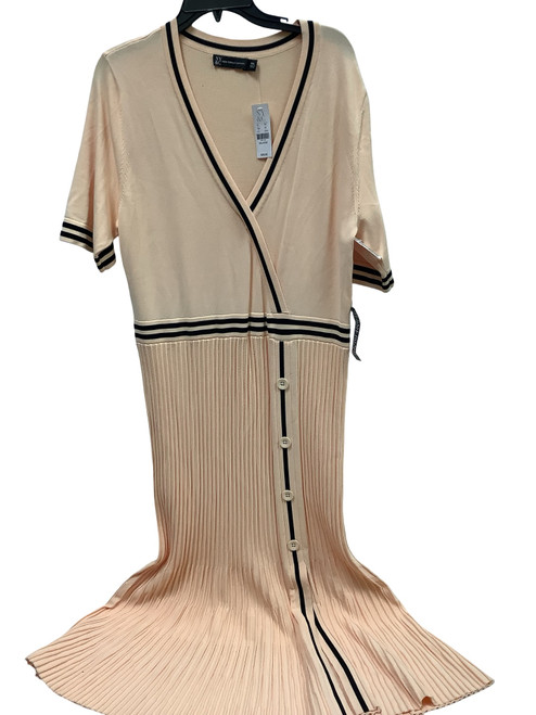 Vist Large View of Product Image Which is Used New York & Company Long Dress B 1X-18