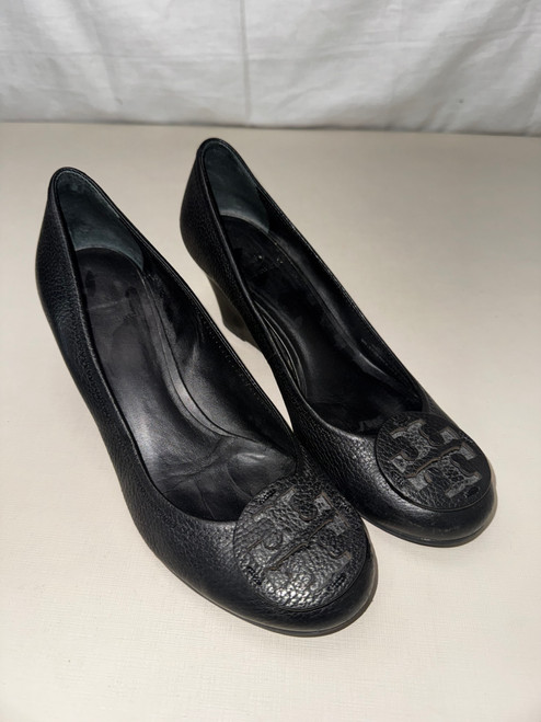 Vist Large View of Product Image Which is Used Tory Burch Low Heels 8.5