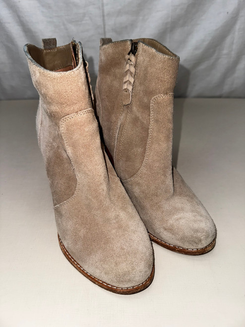 Vist Large View of Product Image Which is Used Joie Ankle Boots 8