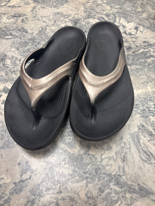 Vist Large View of Product Image Which is Used  oofOS Flip Flops 10