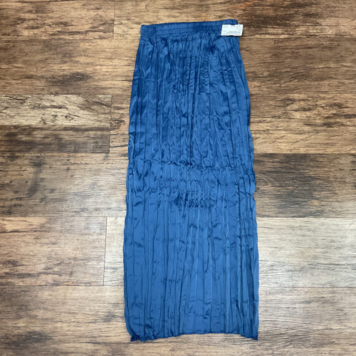 Vist Large View of Product Image Which is Used Zara Long Skirt M 8-10/28-30