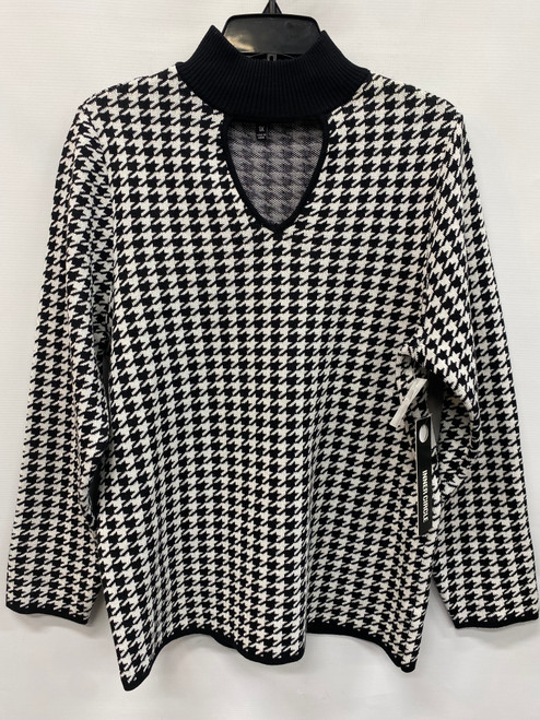 Vist Large View of Product Image Which is Used Unbranded Heavyweight Sweater 1X-18