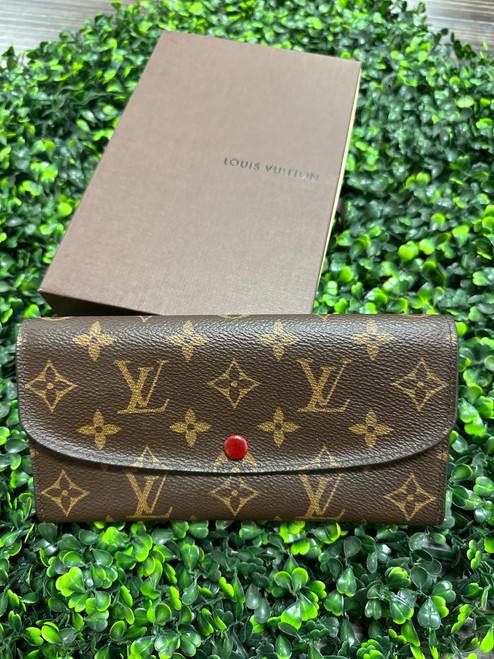 Vist Large View of Product Image Which is Used Louis Vuitton Small Handbag