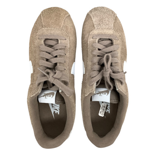 Vist Large View of Product Image Which is Used Nike Casual Shoes 6