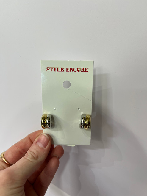 Vist Large View of Product Image Which is Used Unbranded Earrings