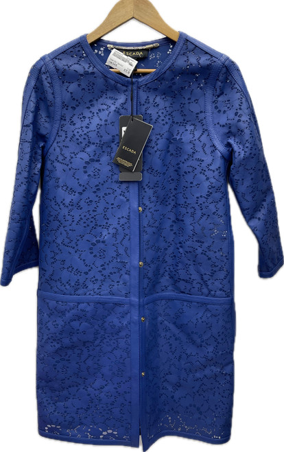 Vist Large View of Product Image Which is Used Escada Short HeavyCoat S-4/6