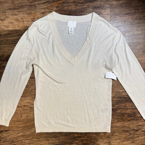 Vist Large View of Product Image Which is Used H & M Lightweight Sweater XS-0/2