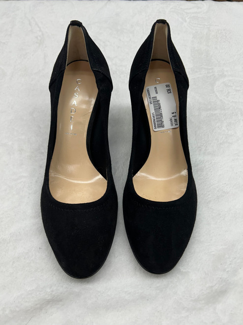 Vist Large View of Product Image Which is Used Unbranded Low Heels 8.5